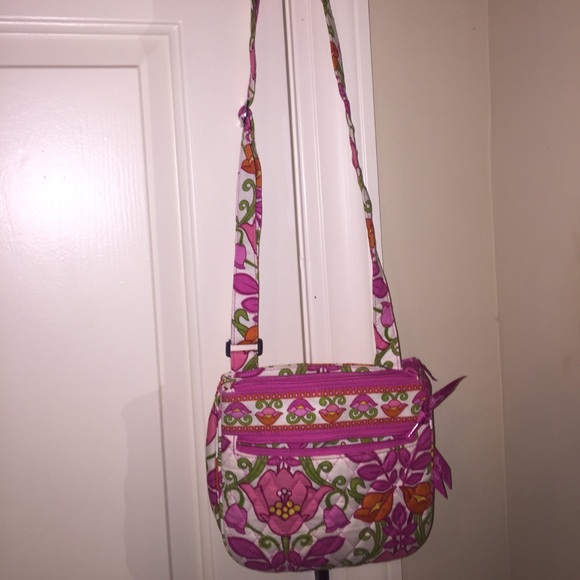 Vera Bradley Handbags - Vera Bradley purse